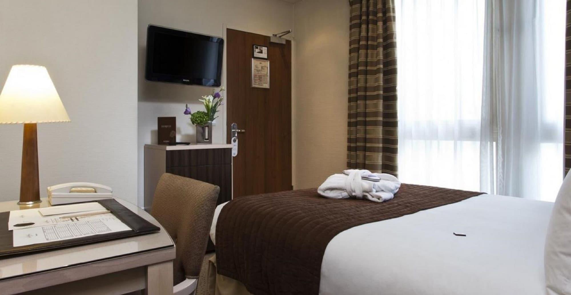 Hotel Le Pera Παρίσι Εξωτερικό φωτογραφία