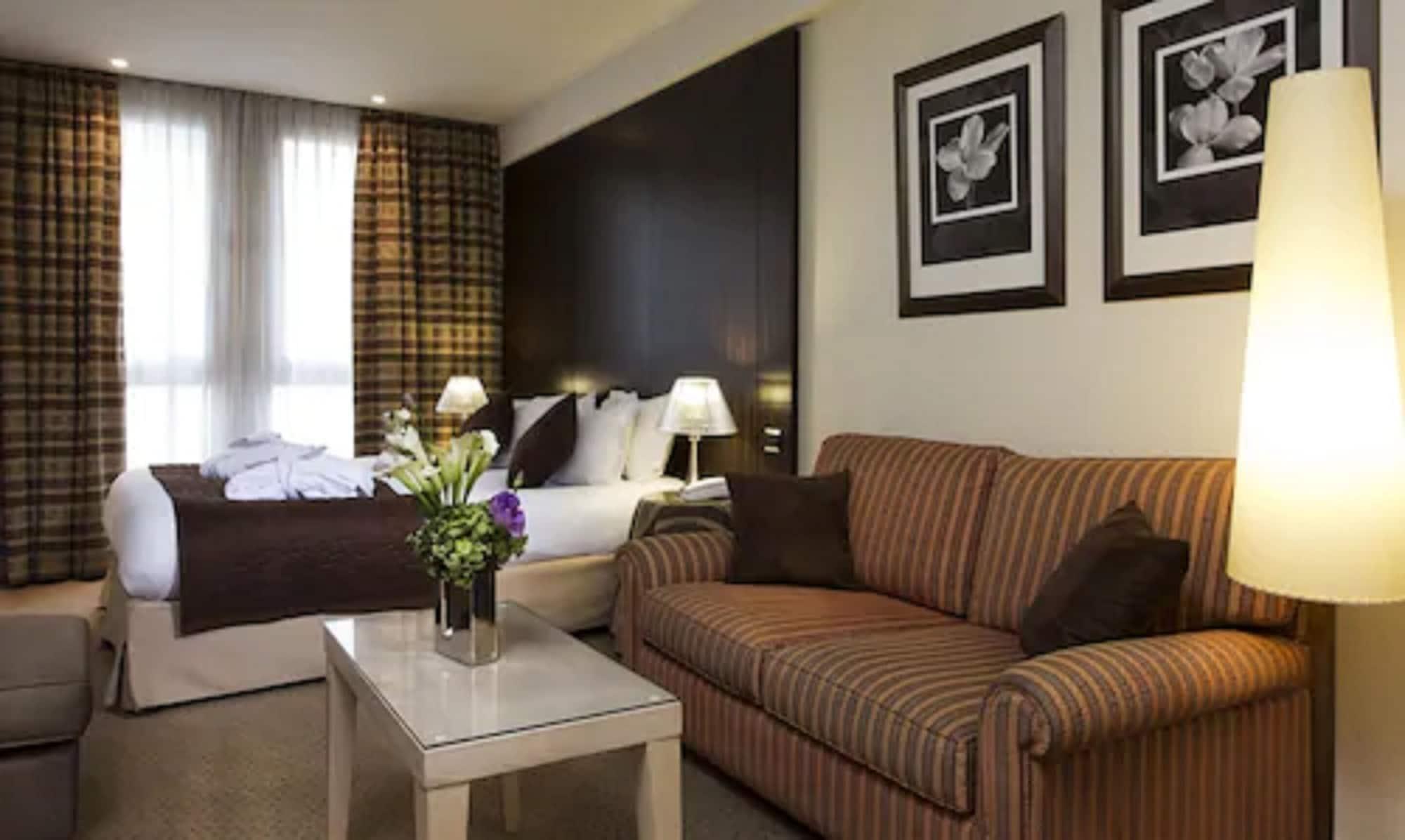 Hotel Le Pera Παρίσι Δωμάτιο φωτογραφία